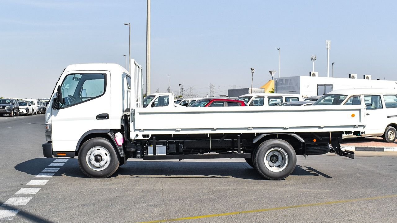 Make - Mitsubishi Model - FE73 Canter S/cab Cargo A/c Year - 2026 Engine - 4D33 Fuel - Diesel 70 L Transmission- Manual Payload - 3 ton Doors- 2 doors Sale - Export Only Shipping from - Dubai UAE - Image 3