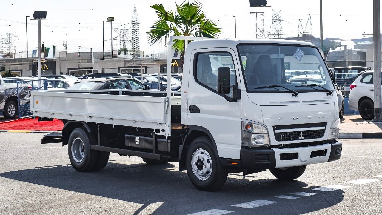 Make - Mitsubishi Model - FE73 Canter S/cab Cargo A/c Year - 2026 Engine - 4D33 Fuel - Diesel 70 L Transmission- Manual Payload - 3 ton Doors- 2 doors Sale - Export Only Shipping from - Dubai UAE - Image 4