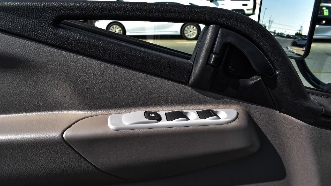 Make - Mitsubishi Model - Canter S/cab Cargo A/c Year - 2026 Engine - 4214 cc Fuel - Diesel 100L Transmission- Manual Payload - 4.2 ton Doors- 2 doors Windows - Electric Power Specs - GCC Sale - Export Only Shipping from - Dubai UAE - Image 8