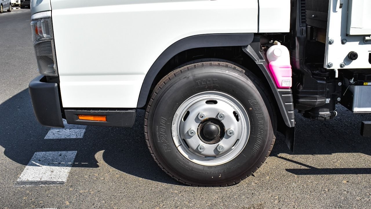 Make - Mitsubishi Model - FE73 Canter S/cab Cargo A/c Year - 2026 Engine - 4D33 Fuel - Diesel 70 L Transmission- Manual Payload - 3 ton Doors- 2 doors Sale - Export Only Shipping from - Dubai UAE - Image 15